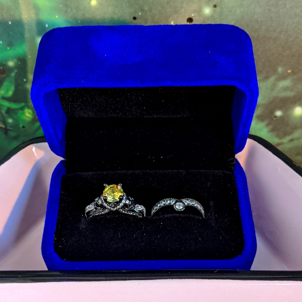 Skull Engagement Ring Set Size 5